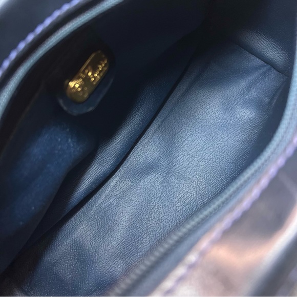 GUCCI GG Monogram Supreme Ophidia Web Bag
Crossbody Purse - Picture 14 of 14